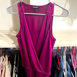 Express XS top. Never worn. One piece